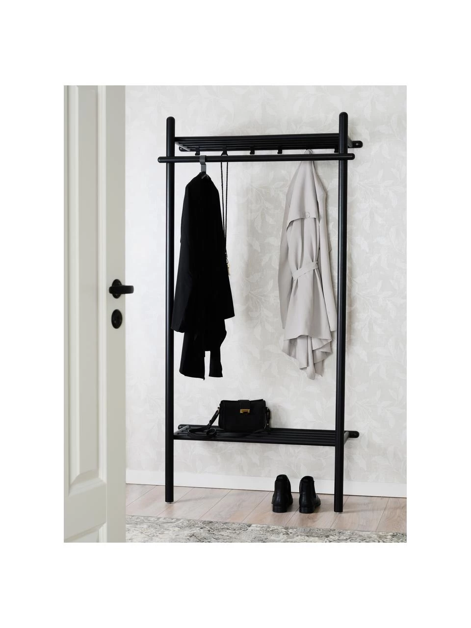 Rowico Garderobe Milford aus Eichenholz in Schwarz, B 91 x H 181 cm 2 Rowico Garderobe Milford aus Eichenholz in Schwarz, B 91 x H 181 cm – Bild 2