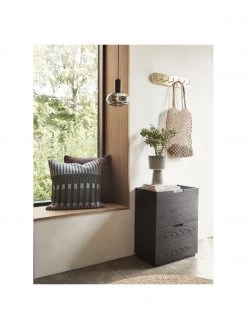 Hübsch Garderobenleiste Form mit 7 Haken aus Metall, B 50 x H 10 cmNur noch 1 Artikel verfügbar 8 Hübsch Garderobenleiste Form mit 7 Haken aus Metall, B 50 x H 10 cmNur noch 1 Artikel verfügbar -Westwingnow Geschaft Garderobenleiste Form mit 7 Haken aus Metall 3