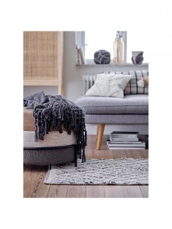 Bloomingville Hocker Como in Braun, Ø 60 x H 40 cm -Westwingnow Geschaft Hocker Como in Braun 4