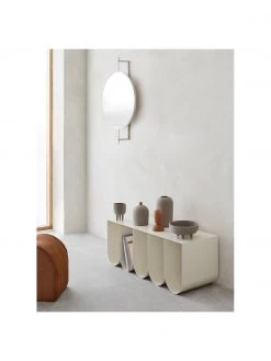 Kristina Dam Metall-Sitzbank Curved in Wei&szlig;, B 110 x H 42 cm -Westwingnow Geschaft Metall Sitzbank Curved in Weiss 4