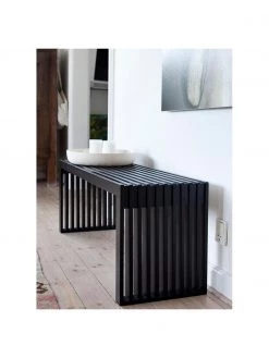 Sitzbank Rib in Schwarz aus Massivholz, B 104 x H 43 cm -Westwingnow Geschaft Sitzbank Rib in Schwarz aus Massivholz 2