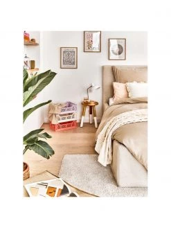 Skandi Hocker Brocsy aus Holz, B 30 x H 44 cm -Westwingnow Geschaft Skandi Hocker Brocsy aus Holz 5